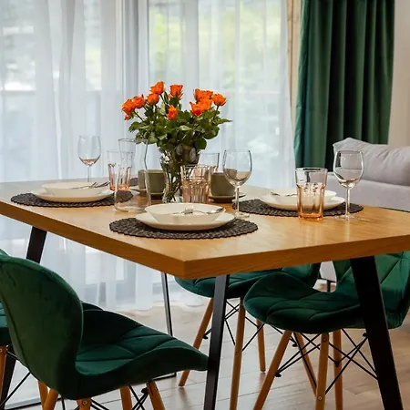 Invest Centrum Park 18 *