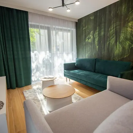 Invest Centrum Park 18 *