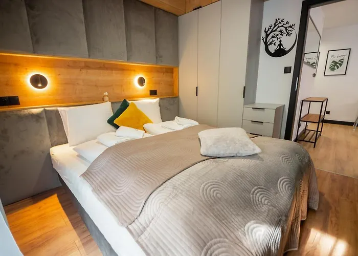 Invest Centrum Park 18 *